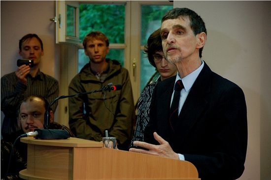 Джерри Армстронг