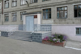 Директору школы объявили выговор за буклеты "Свидетелей Иеговы"