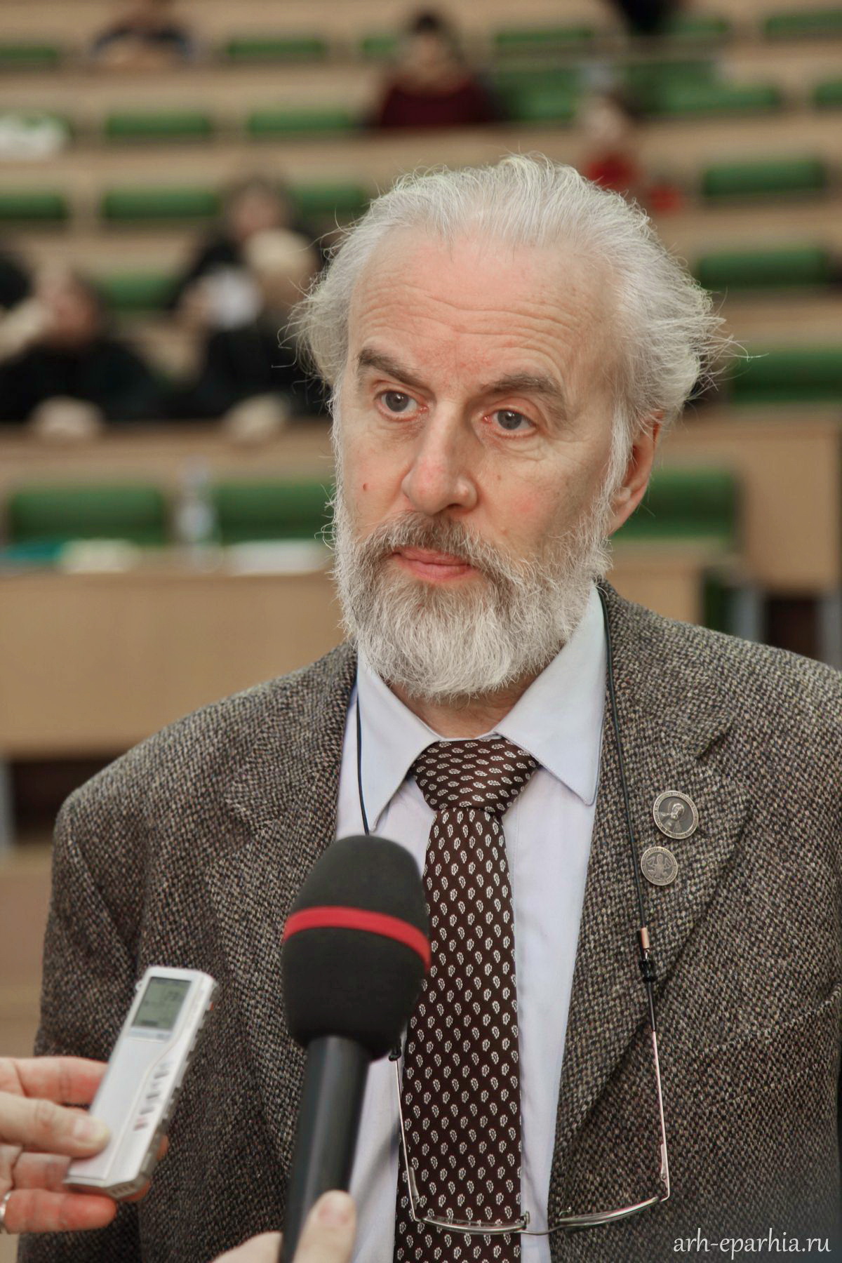 Александр Дворкин: Современные секты вербуют людей через соцсети и знакомых