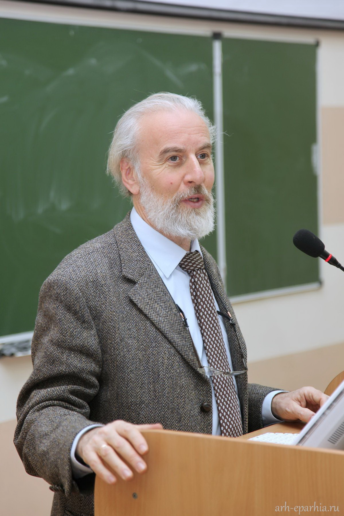 Александр Дворкин: Современные секты вербуют людей через соцсети и знакомых
