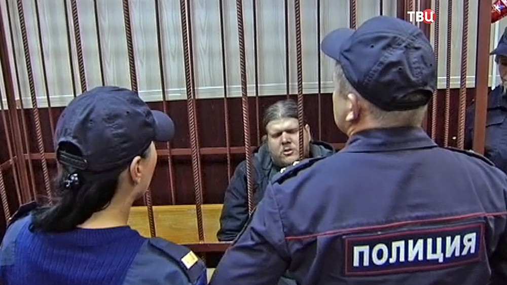 Руководитель секты "бога Кузи", Андрей Попов в суде. Фото: ТВ Центр