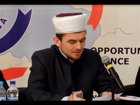 Муфтий Таврического муфтията Руслан Саитвалиев.