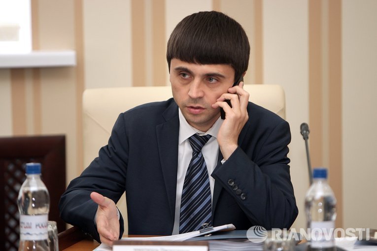 Заместитель председателя Совета министров Республики Крым Руслан Бальбек. Архивное фото © РИА Новости. Тарас Литвиненко