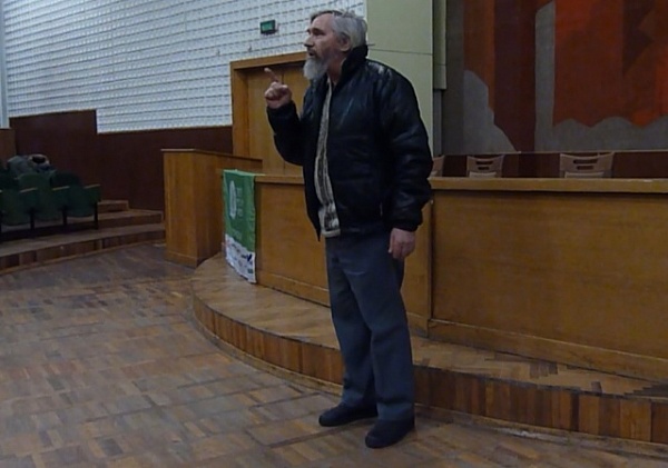 Форум городских сумасшедших. Фото из блога Дмитрия Томилина