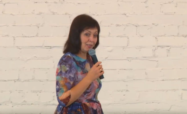 В кадре: Ирина Тищенко. Кадр: YouTube