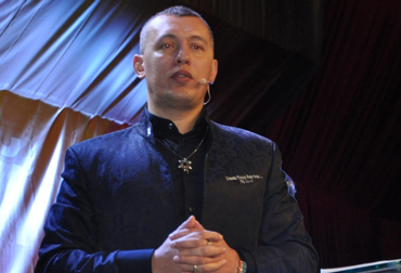 Владимир Мунтян провозгласил себя тринадцатым апостолом