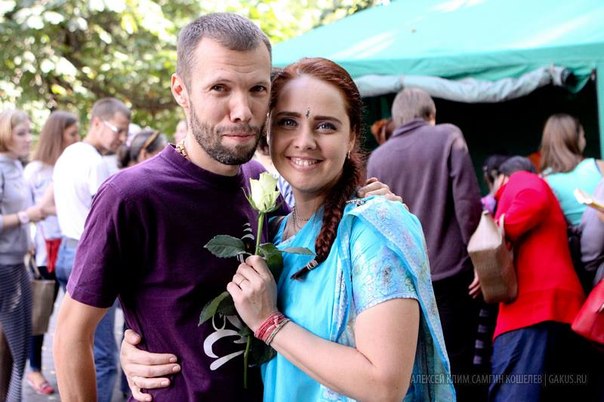 Фото: https://new.vk.com/vrindavani711?z=photo-81321994_343968070%2Falbum-81321994_206567385%2Frev