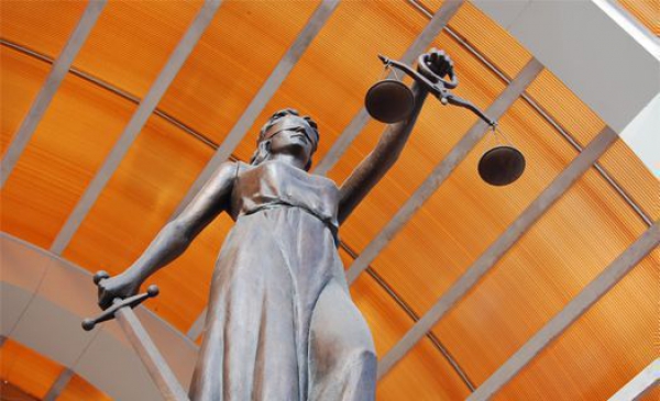 В Воронеже суд приостановил деятельность «Свидетелей Иеговы»