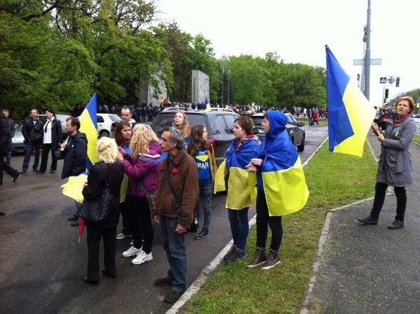 Избиение журналистов и другие похождения Валика и Ко