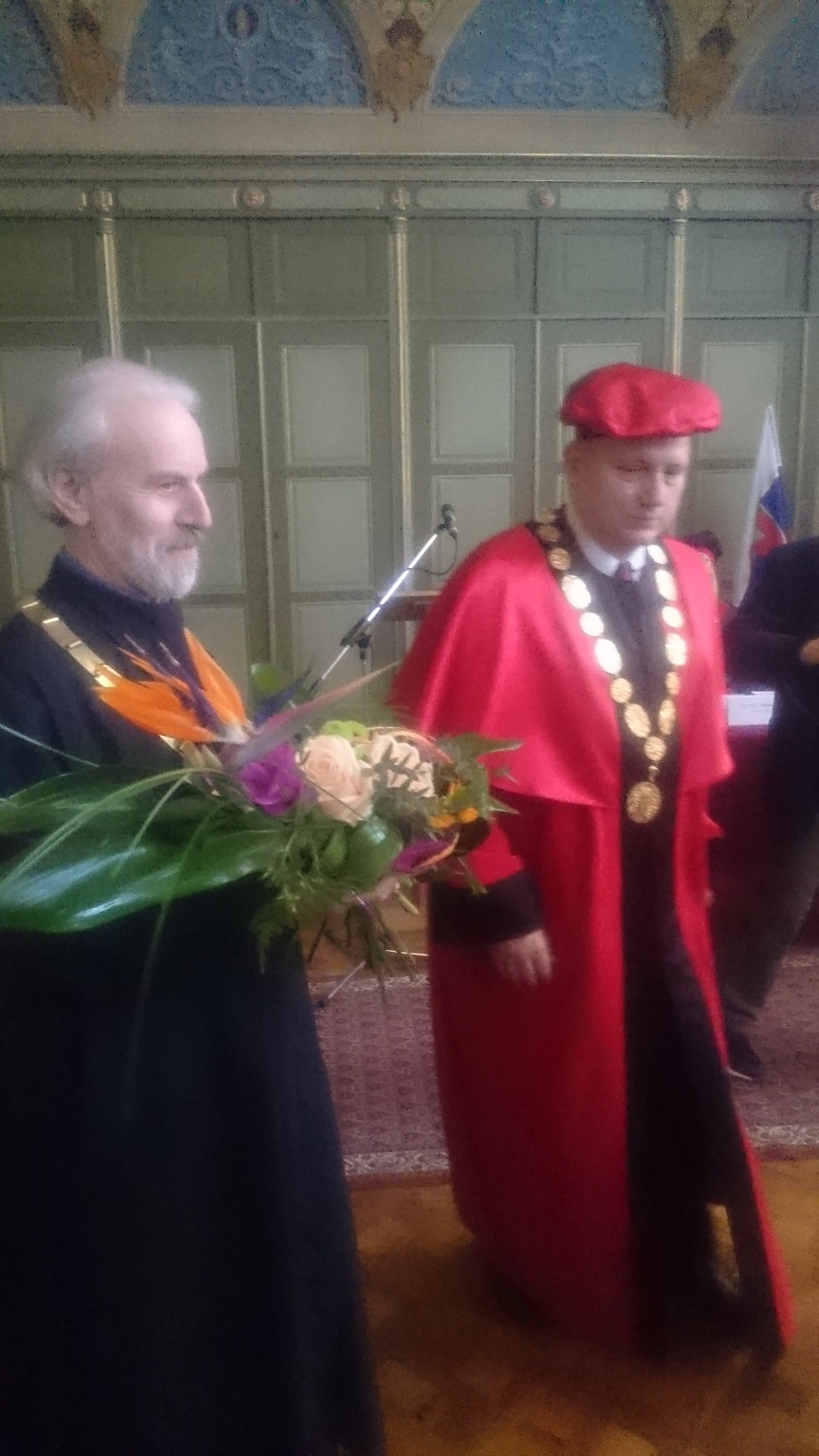 Профессор А.Л. Дворкин награжден степенью почетного доктора Прешовского университета