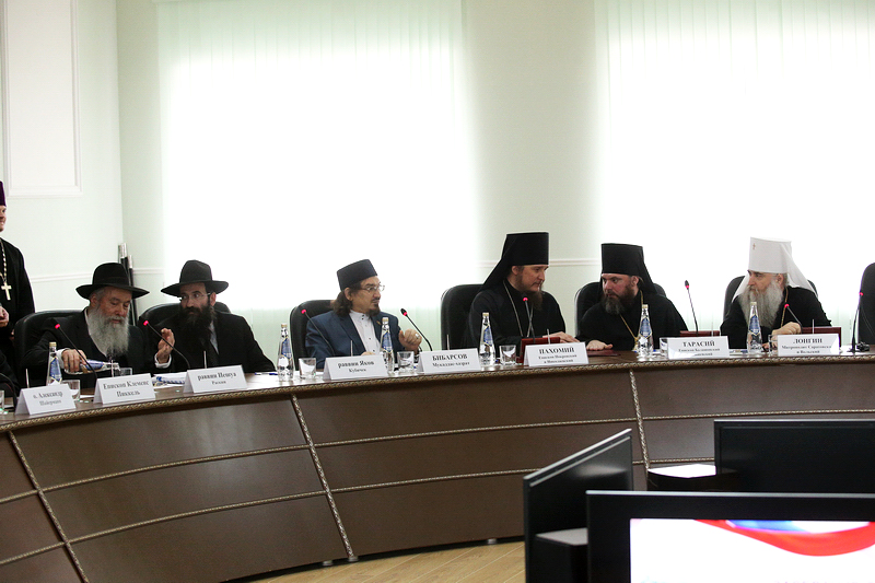 Подписано соглашение о сотрудничестве между Правительством области и Саратовской митрополией