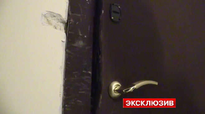Спасателям пришлось выбить дверь, чтобы помочь рожающей сектантке 