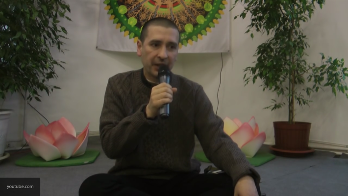 Йог в законе: что скрыто за "безобидной" лекцией Дмитрия Угая о йоге, попавшей под "закон Яровой"