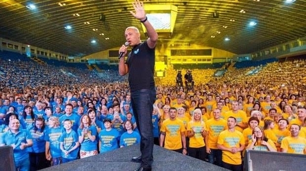 Куда идут десятки миллионов?! Как известная секта одурманивает украинцев
