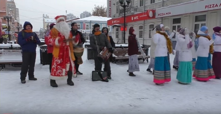 Ленинский суд рассмотрел дело Деда Мороза-кришнаита