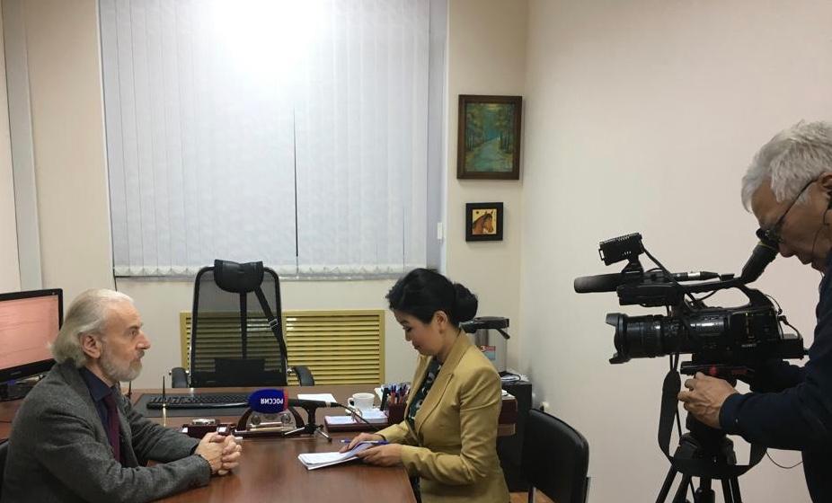 В ЭЛИСТЕ ПРОШЛИ ПУБЛИЧНЫЕ ЛЕКЦИИ ПРОФЕССОРА АЛЕКСАНДРА ДВОРКИНА