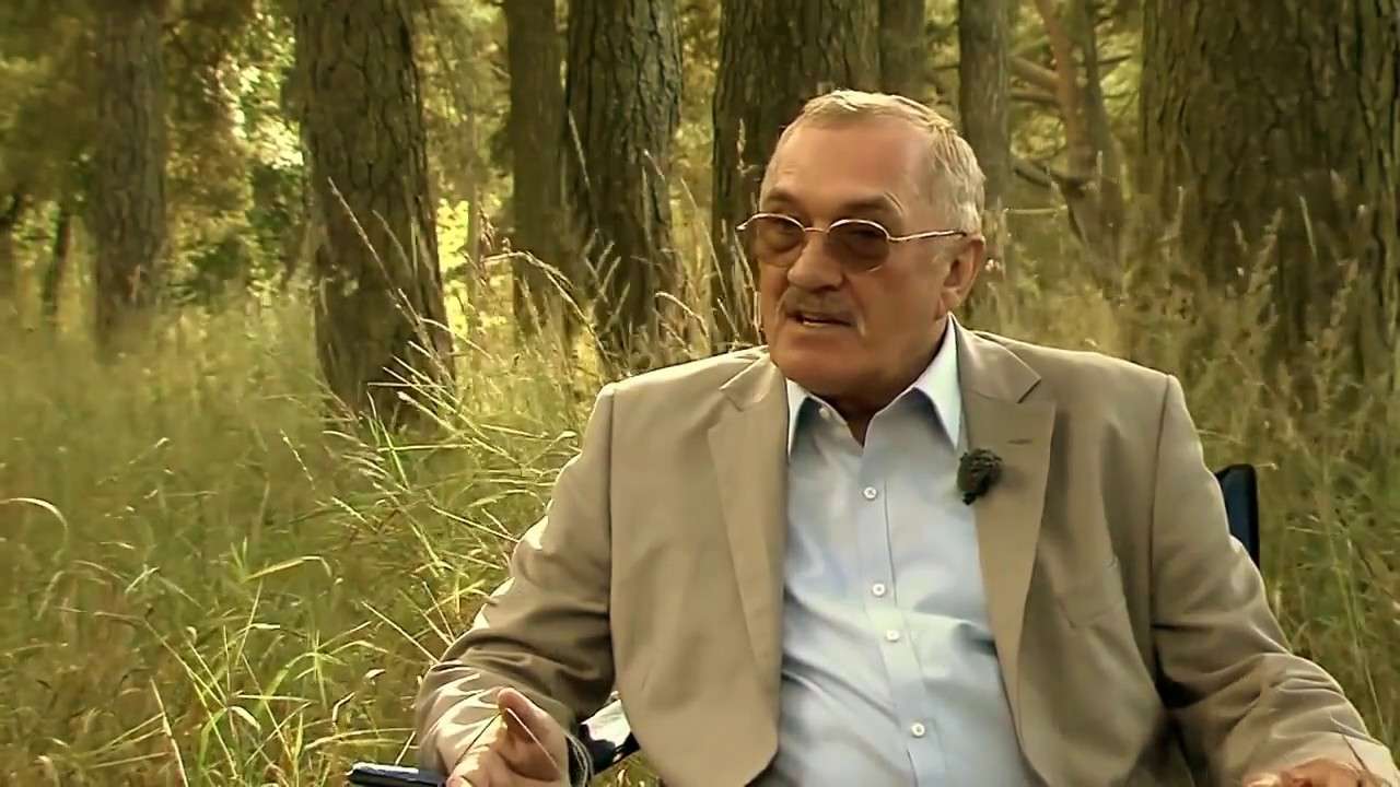 Реконструкция религии: В Уфе этнопарк «Ватан» стал местом ритуальных танцев