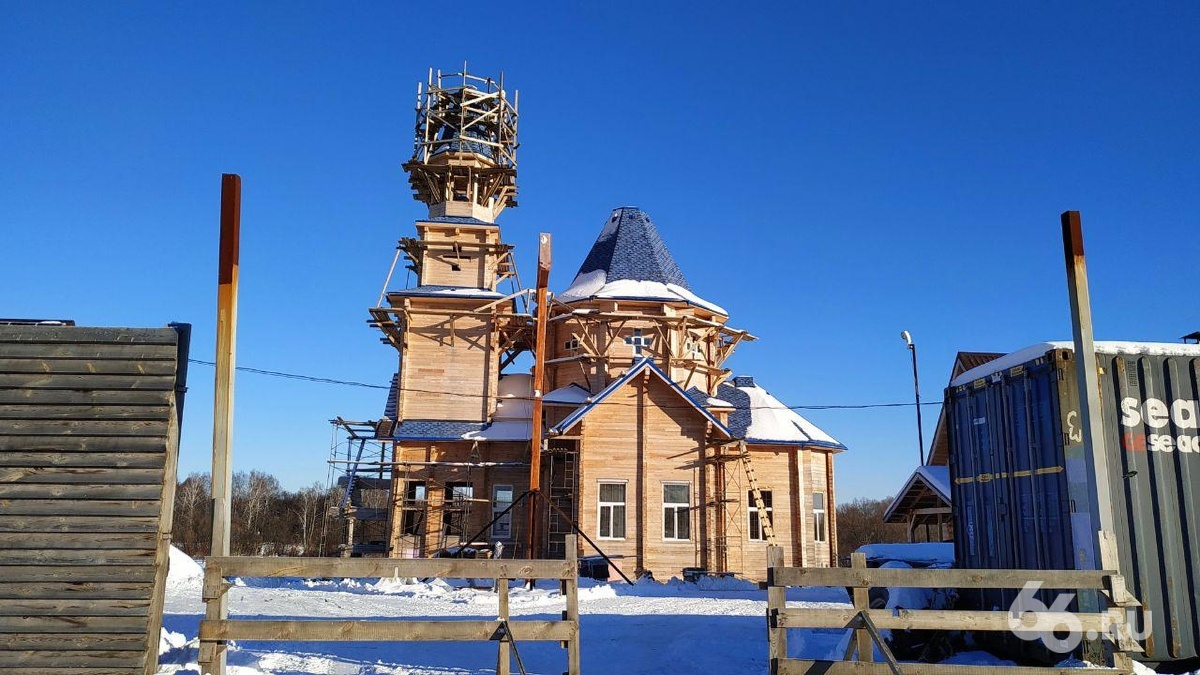 Главный экзорцист Екатеринбургской епархии тайно строит в тайге собственное православное государство