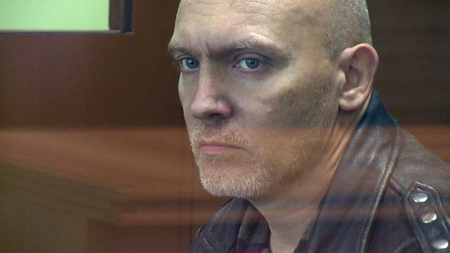 «Вся жизнь в страхе». Воспитанница воронежской школы-секты рассказала, за что убили её мать