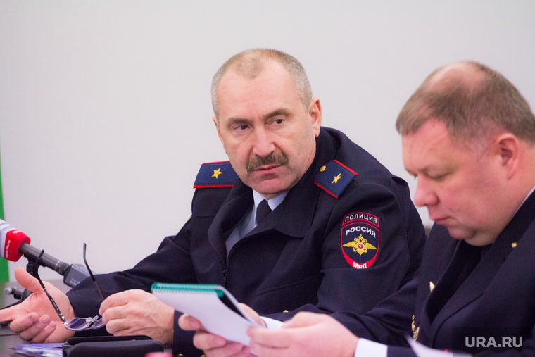 Сектанты ищут деньги, чтобы засудить главу МВД Югры