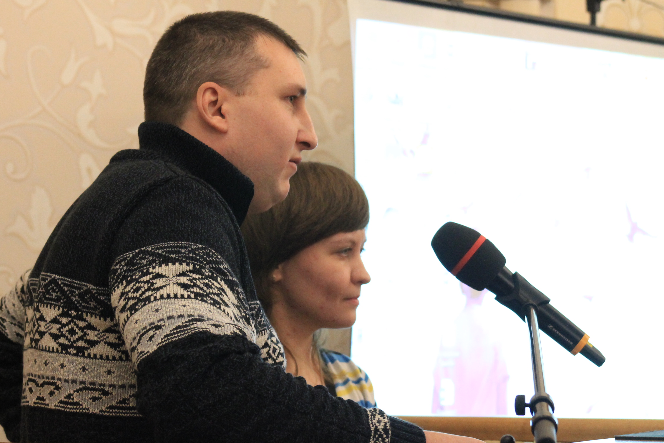 Профессор ПСТГУ А. Л. Дворкин возглавил заседание секции “Возможна ли в секте свобода выбора?”