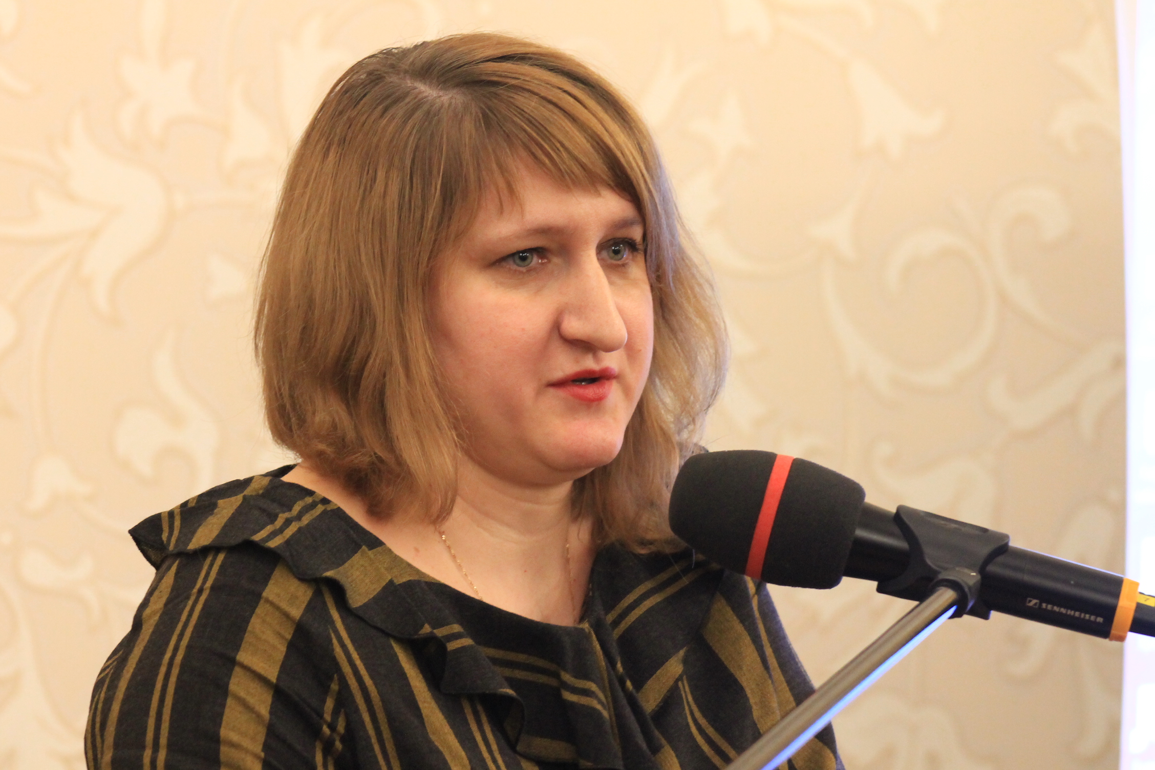 Профессор ПСТГУ А. Л. Дворкин возглавил заседание секции “Возможна ли в секте свобода выбора?”