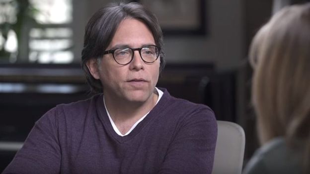 Судебный процесс Nxivm Кийта Реньера: почему так трудно остановить секту