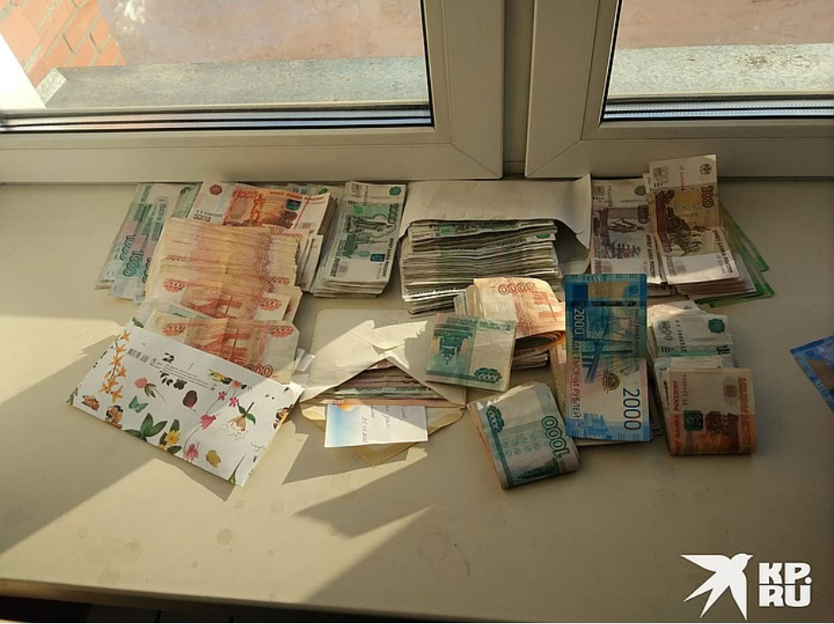В квартире у монаха из Непала, который прикрывался Далай-ламой, нашли гашиш и голых женщин