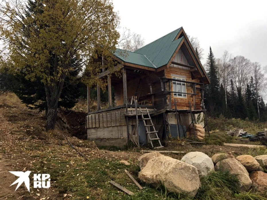 Что происходит в «Городе Солнца» после ареста местного бога. Расследование Ульяны Скойбеды о секте Виссариона