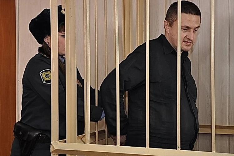 «Иностранцы платили огромные деньги, чтобы гуру снял штаны»: откровения бывшей сектантки «Ашрама Шамбалы»* (18+)