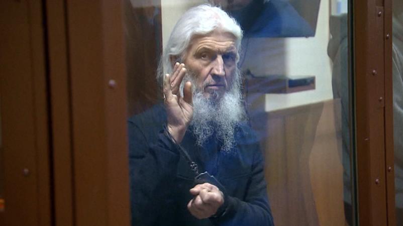 Убийство, разбой и воскрешение мертвых. Как уголовник Романов стал схиигуменом