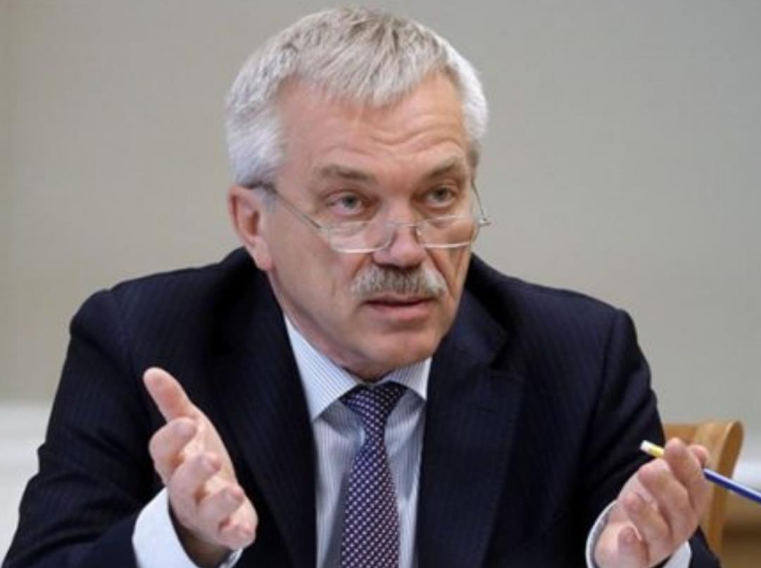 Бывший белгородский губернатор Евгений Савченко проповедует новую религию