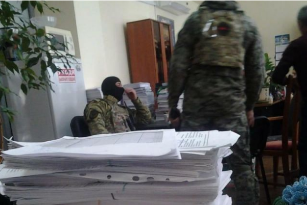 В Новосибирске прошли обыски у запрещённой в России секты "Алля Аят"