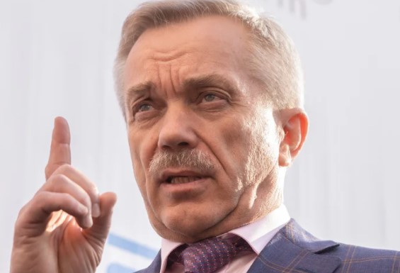 «Во власть очень редко приходят светлые люди»