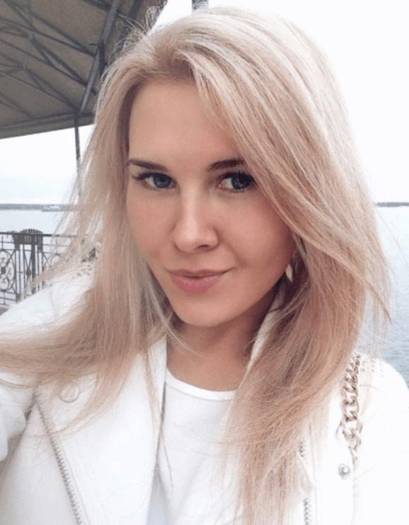 Жена блогера-сыроеда Лютого получила 2 года за то, что заморила сына голодом