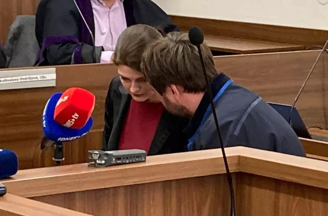 Полиция предъявила обвинения шести лицам по делу Кутногорской секты