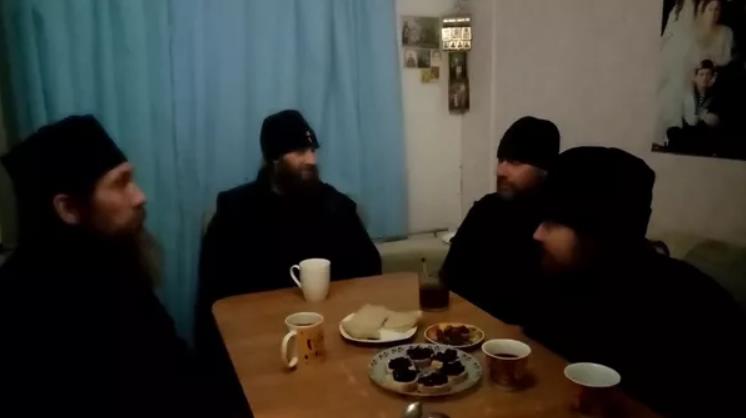 "Называют себя князьями". В регионах бьют тревогу из-за секты