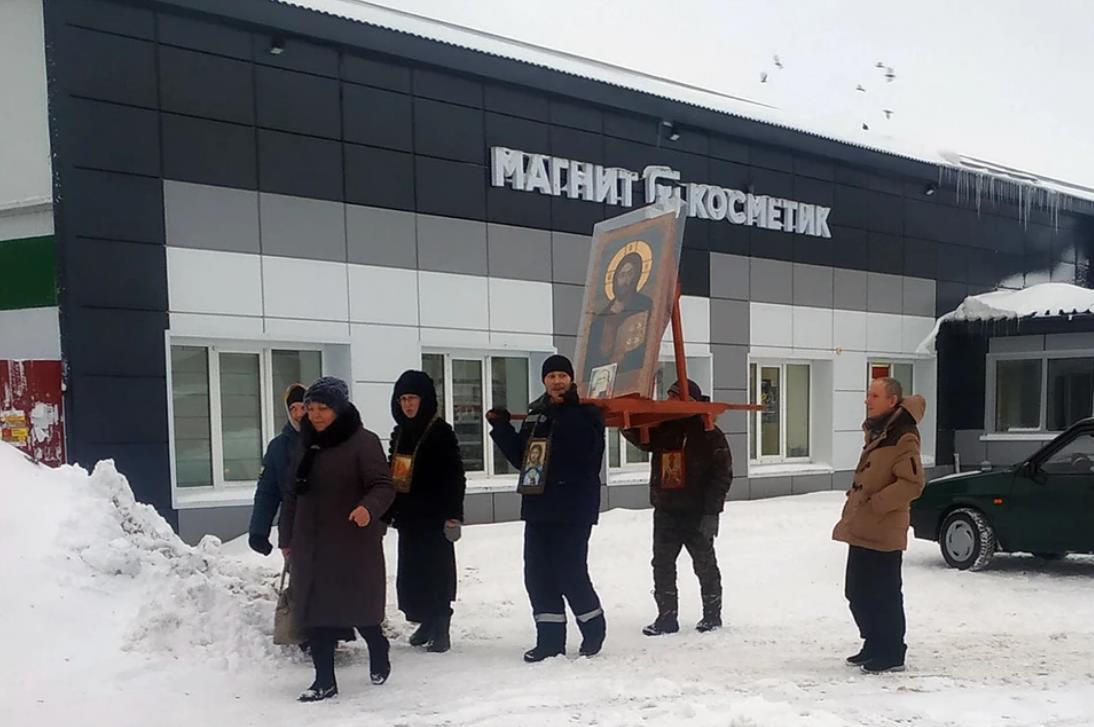 Секта скупила деревню и основала в ней Русское Царство: Люди продавали жилье и бросали детей, поддавшись «учению» Последнего Императора