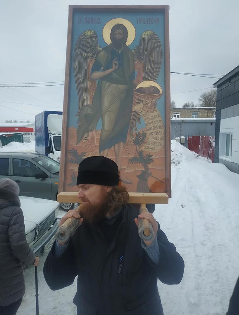 Секта скупила деревню и основала в ней Русское Царство: Люди продавали жилье и бросали детей, поддавшись «учению» Последнего Императора