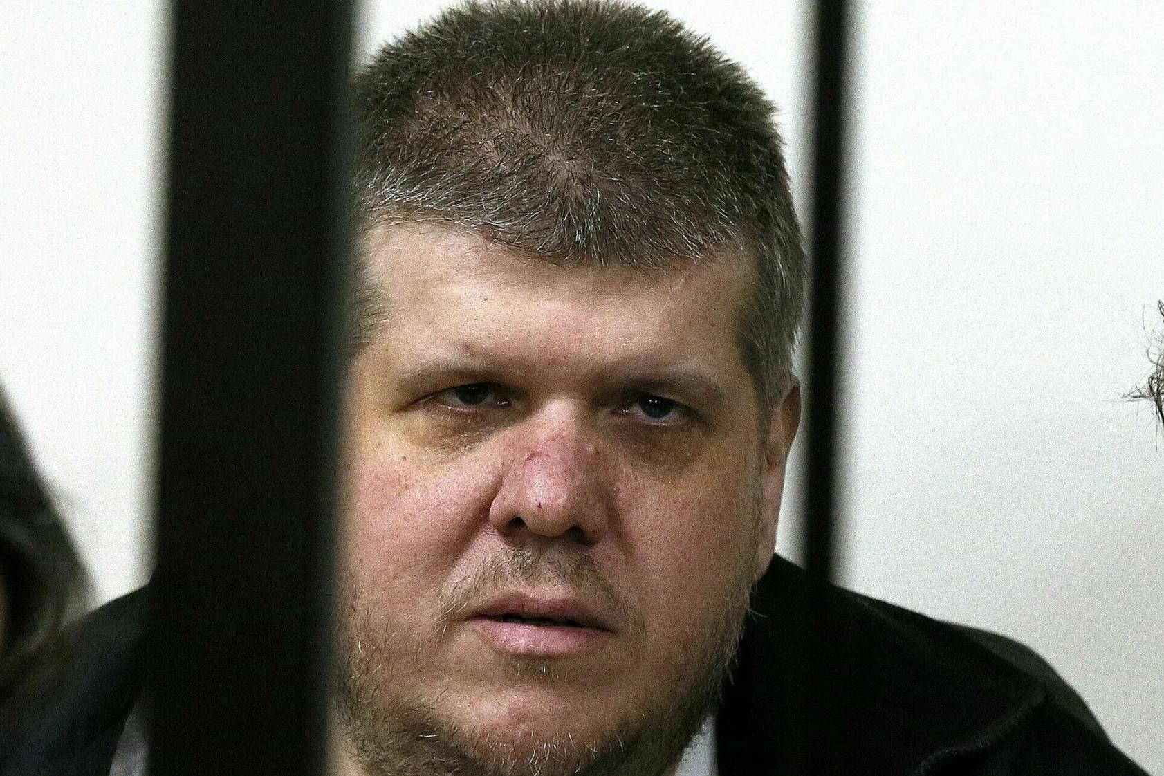 Рабыни, пытки и ванны из денег. Где сегодня обитает «бог Кузя»?